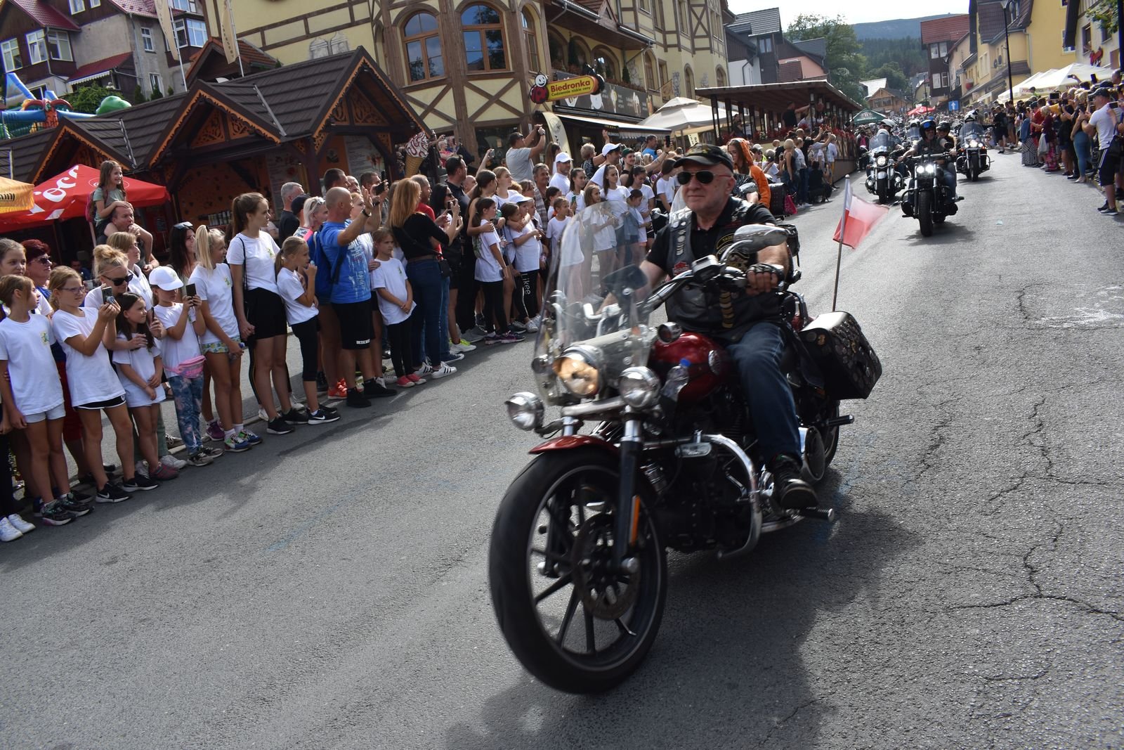 wielka-parada-na-fina-zlotu-98771