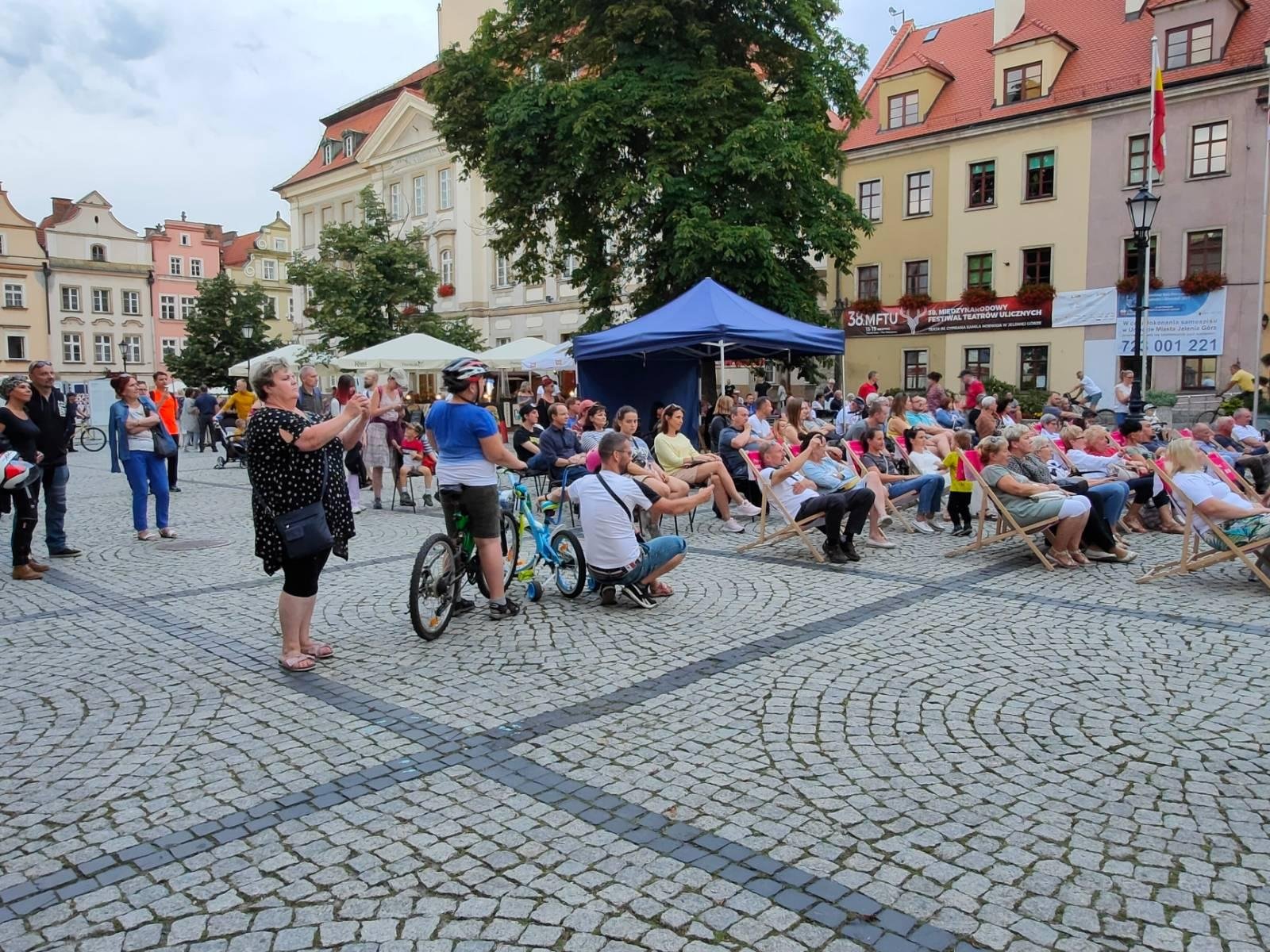 muzycznie-przy-ratuszu-98784