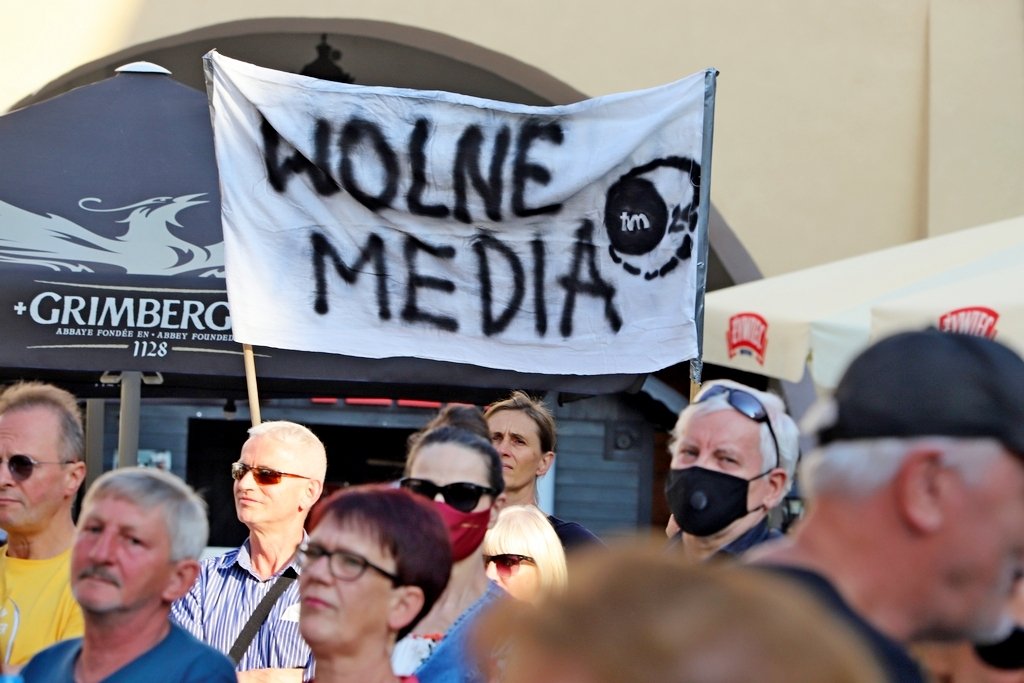 kod-w-sprawie-mediow-98855