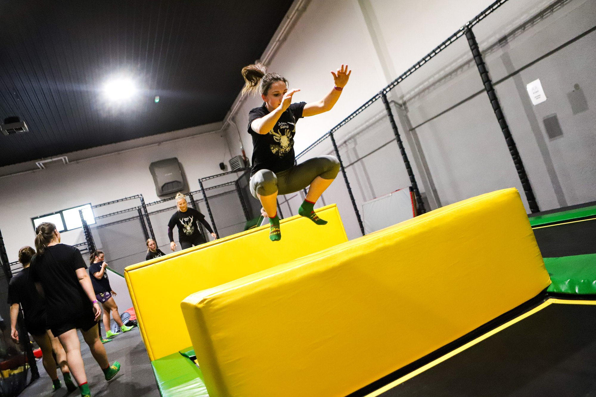 szczypiornistki-trenoway-na-trampolinach-98864