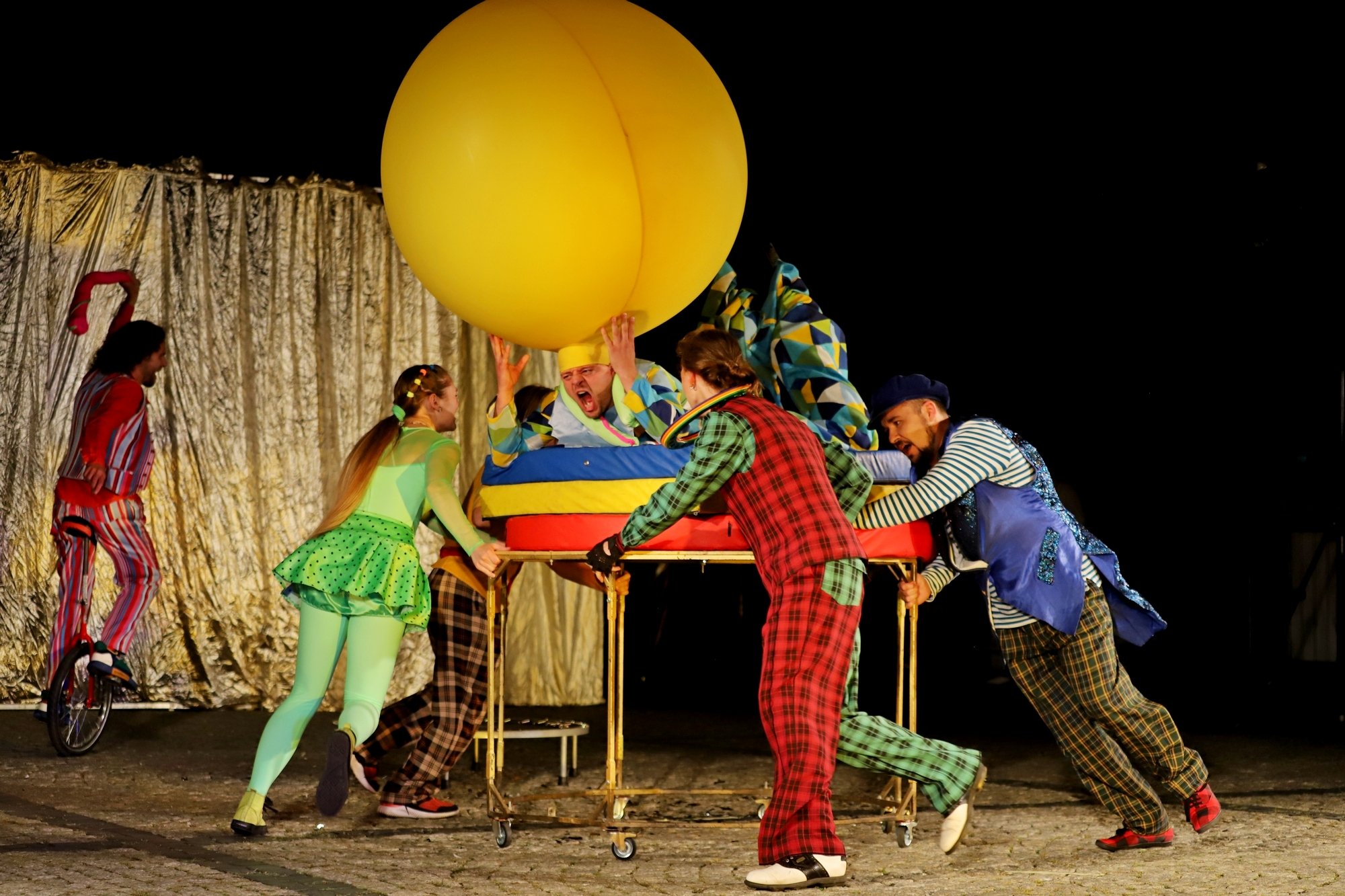 teatry-uliczne-wystartoway-98948