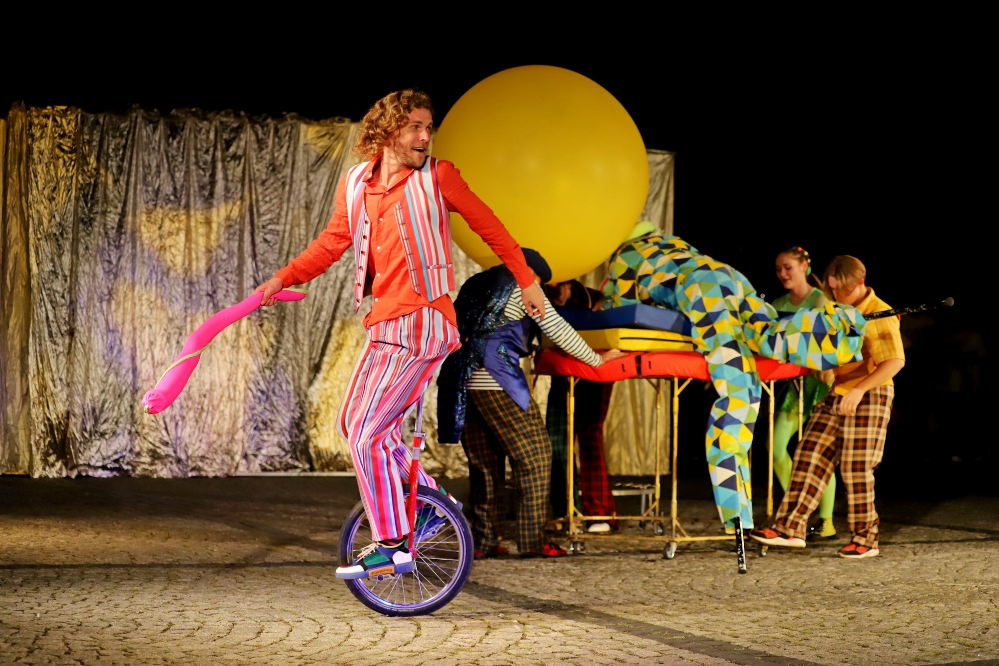 teatry-uliczne-wystartoway-98948
