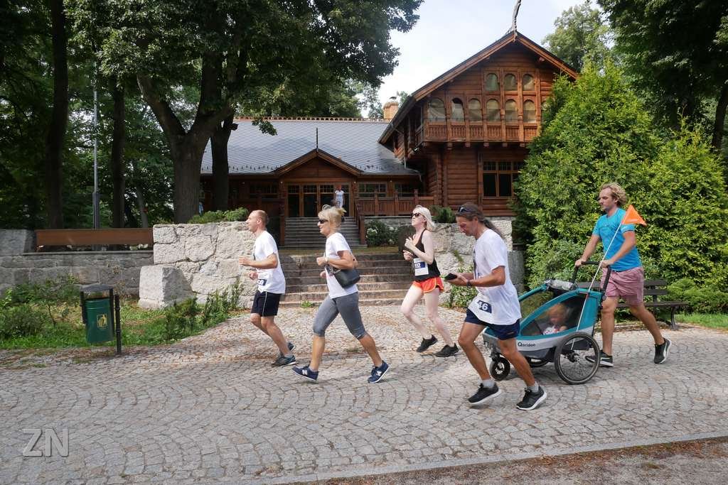pobiegli-wilczym-tropem-98974