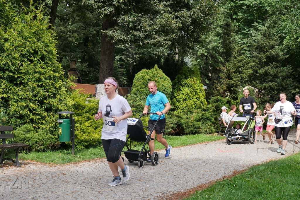 pobiegli-wilczym-tropem-98974