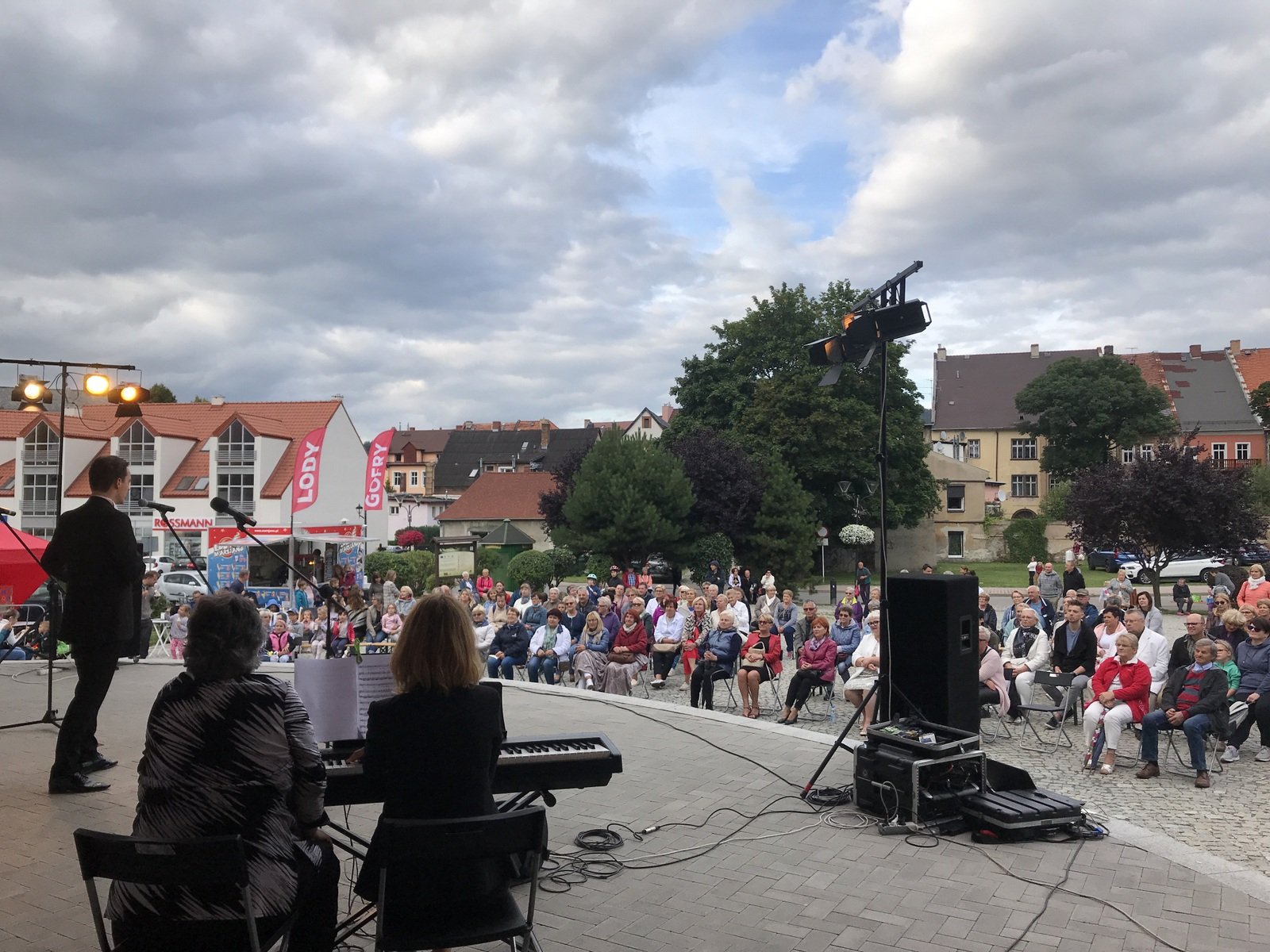 trwa-gala-operowa-99059
