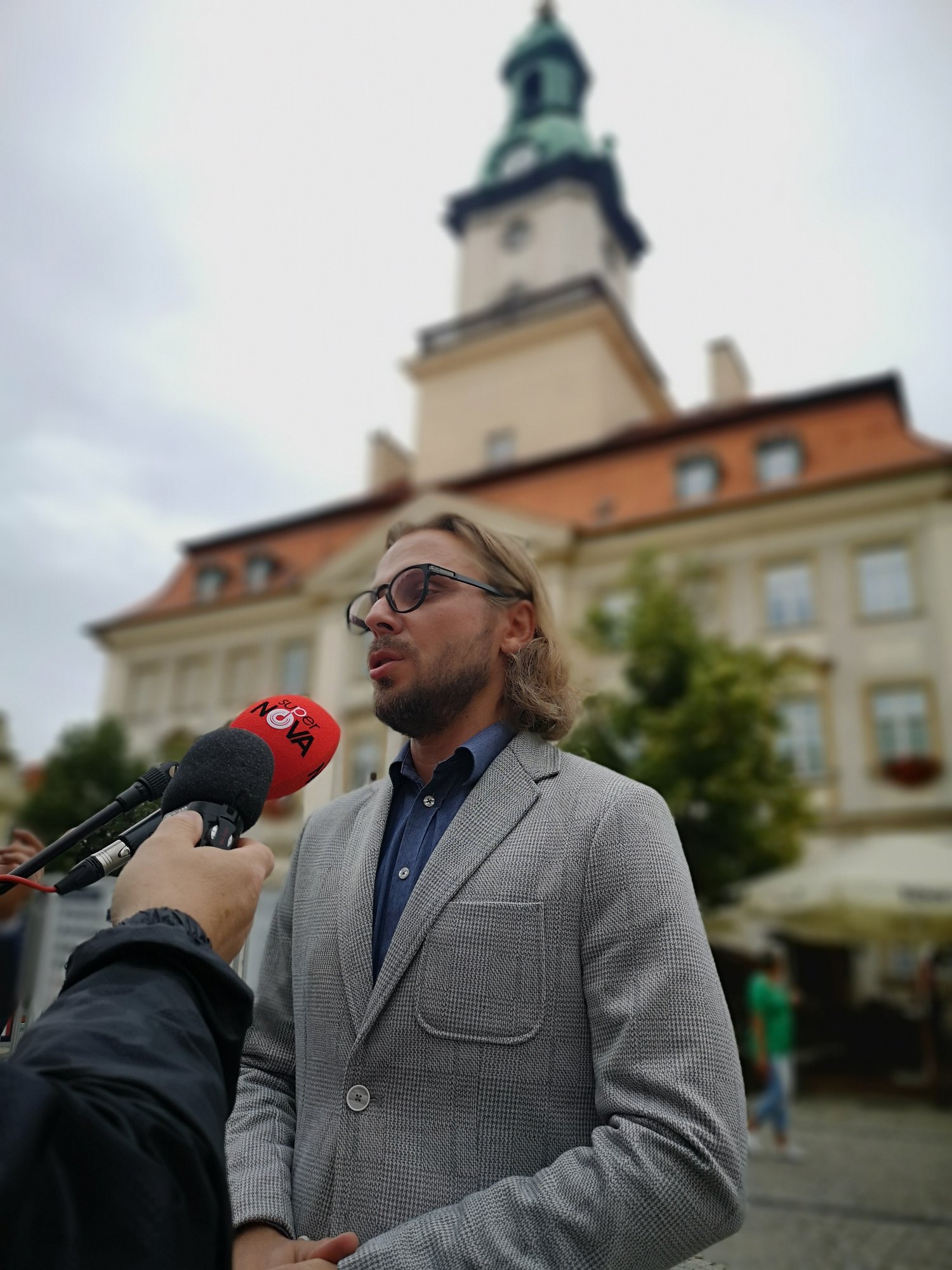 za-przepacone-inwestycje-obnizka-pensji-dla-prezydenta-jeleniej-gory-99099
