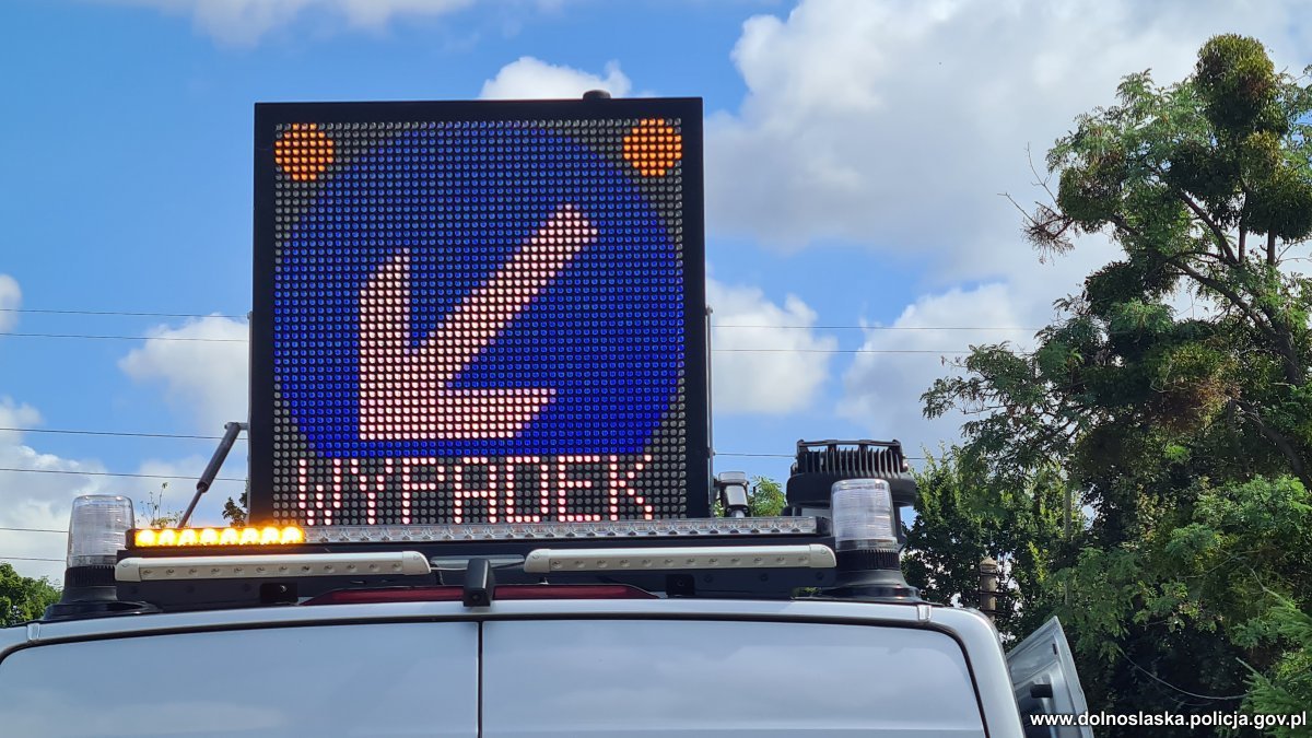 nowe-radiowozy-dla-dolnoslaskiej-drogowki-99251