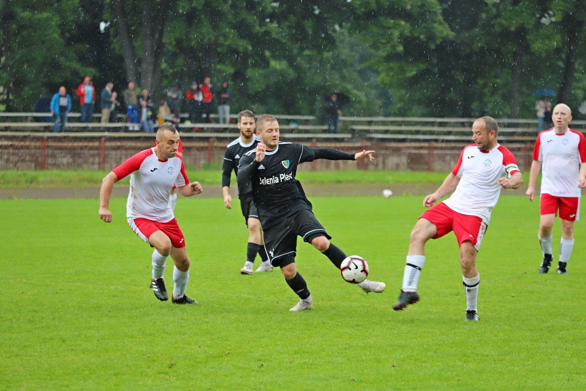 rezerwy-karkonoszy-zdemoloway-przeciwnika-99306