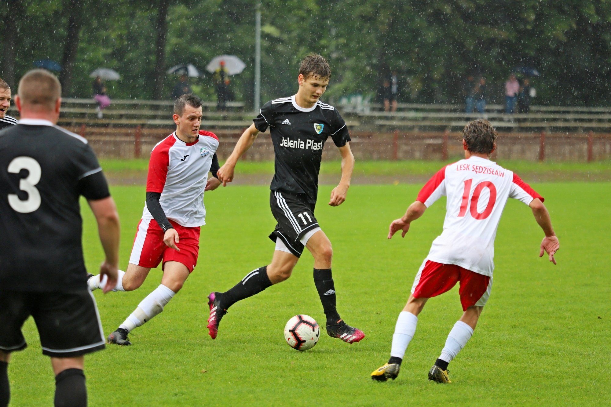 rezerwy-karkonoszy-zdemoloway-przeciwnika-99306