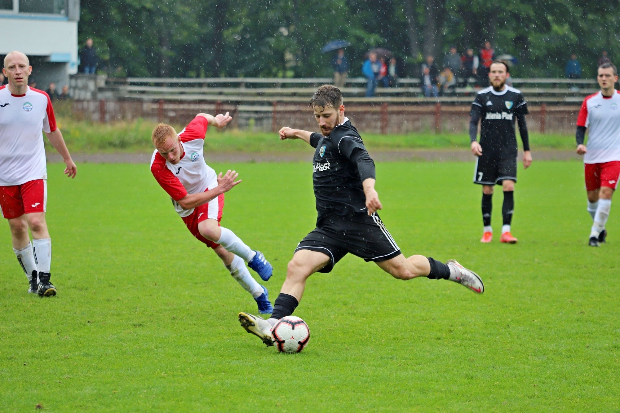 rezerwy-karkonoszy-zdemoloway-przeciwnika-99306