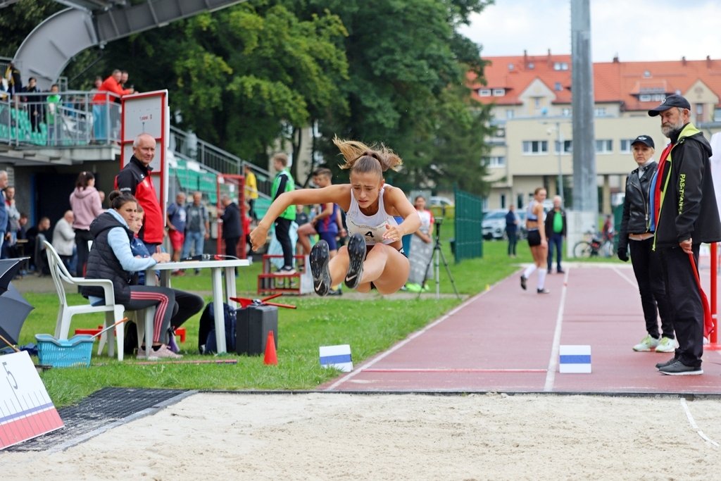 lekkoatletyczny-trojmecz-przy-zotniczej-99307