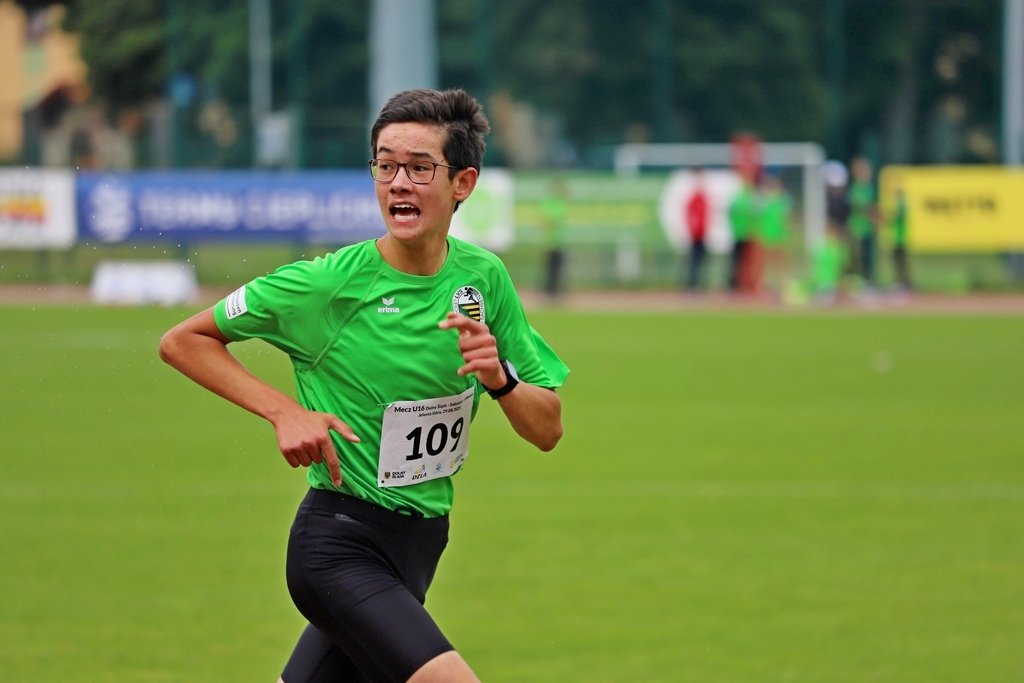 lekkoatletyczny-trojmecz-przy-zotniczej-99307