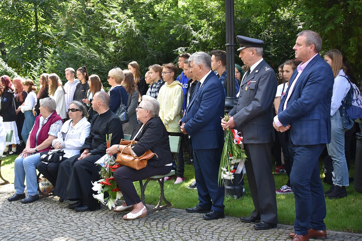 w-rocznice-wybuchu-ii-wojny-swiatowej-99332