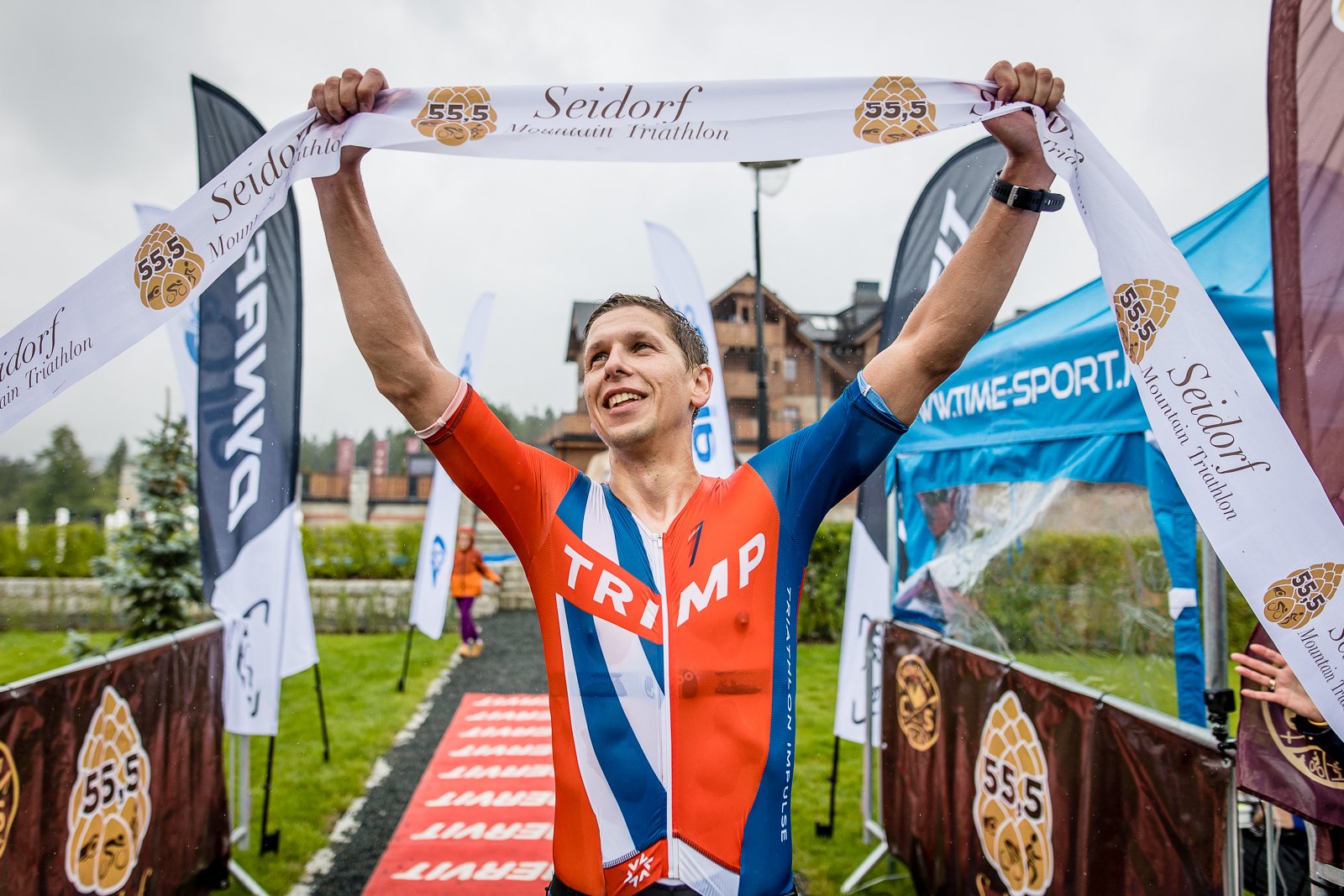 niezwykle-wymagajacy-triathlon-99343