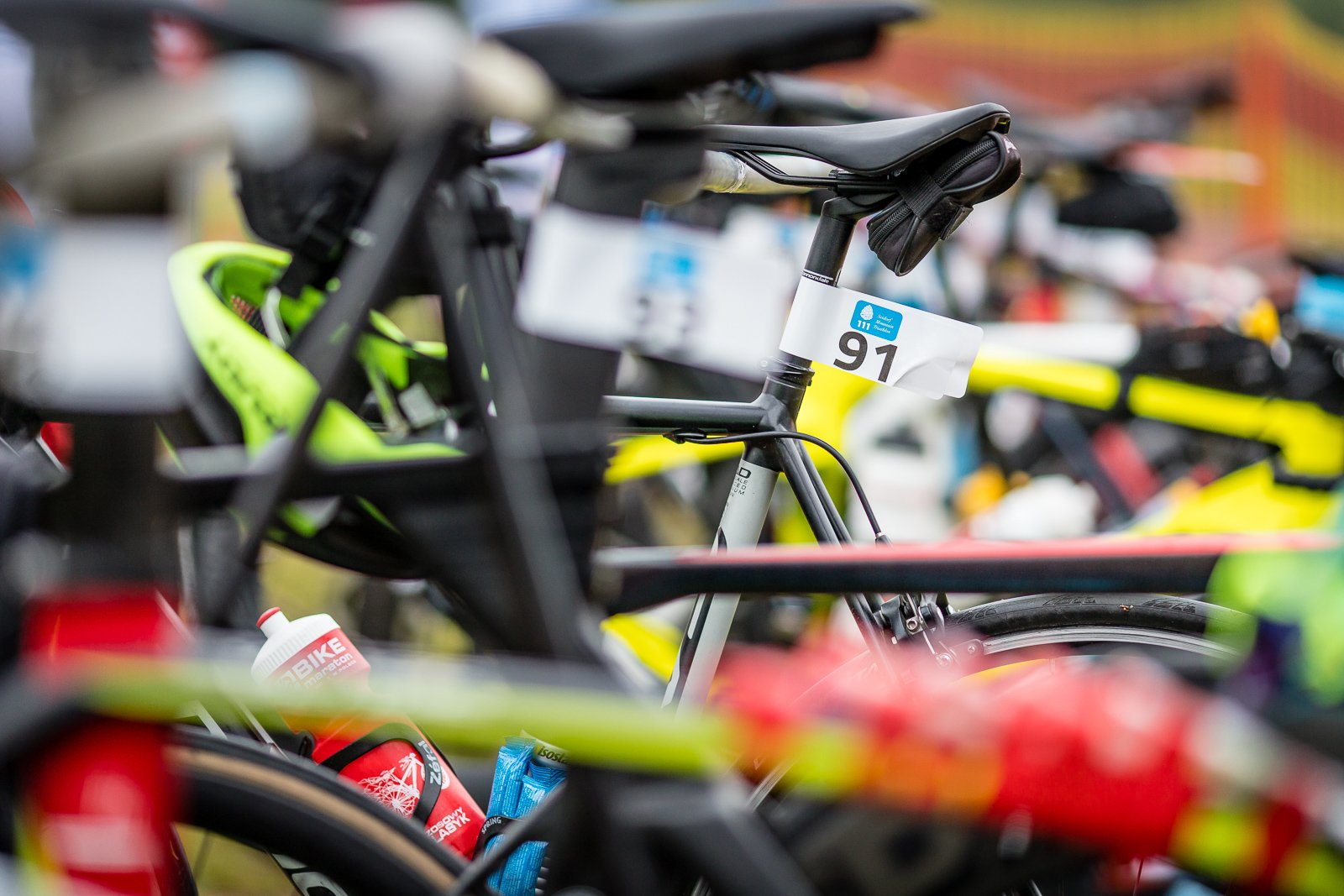 niezwykle-wymagajacy-triathlon-99343