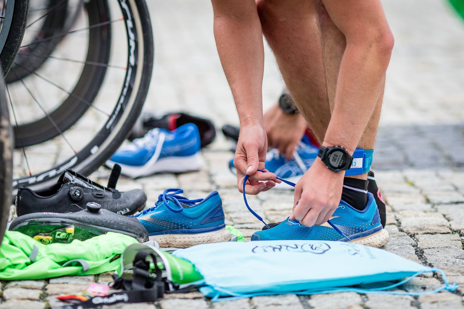 niezwykle-wymagajacy-triathlon-99343