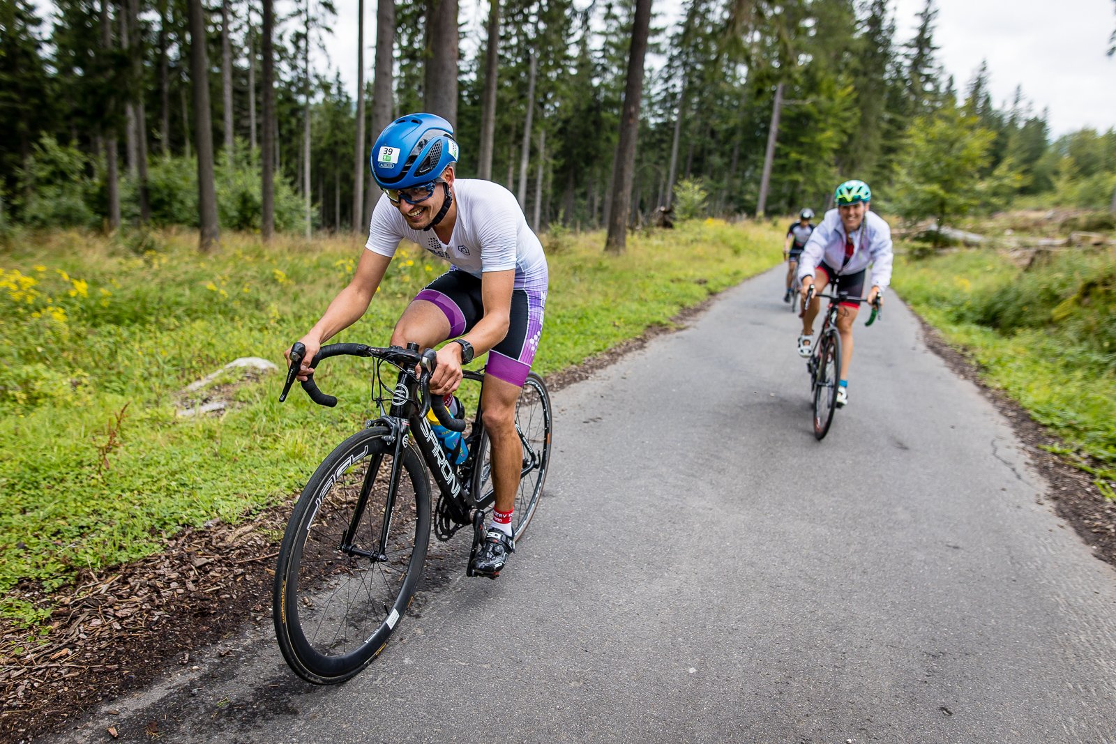 niezwykle-wymagajacy-triathlon-99343