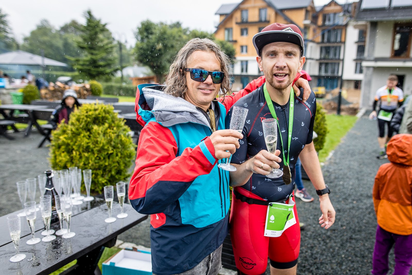 niezwykle-wymagajacy-triathlon-99343