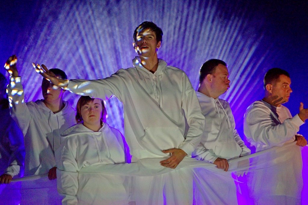 niezwyky-spektakl-i-koncert-99372