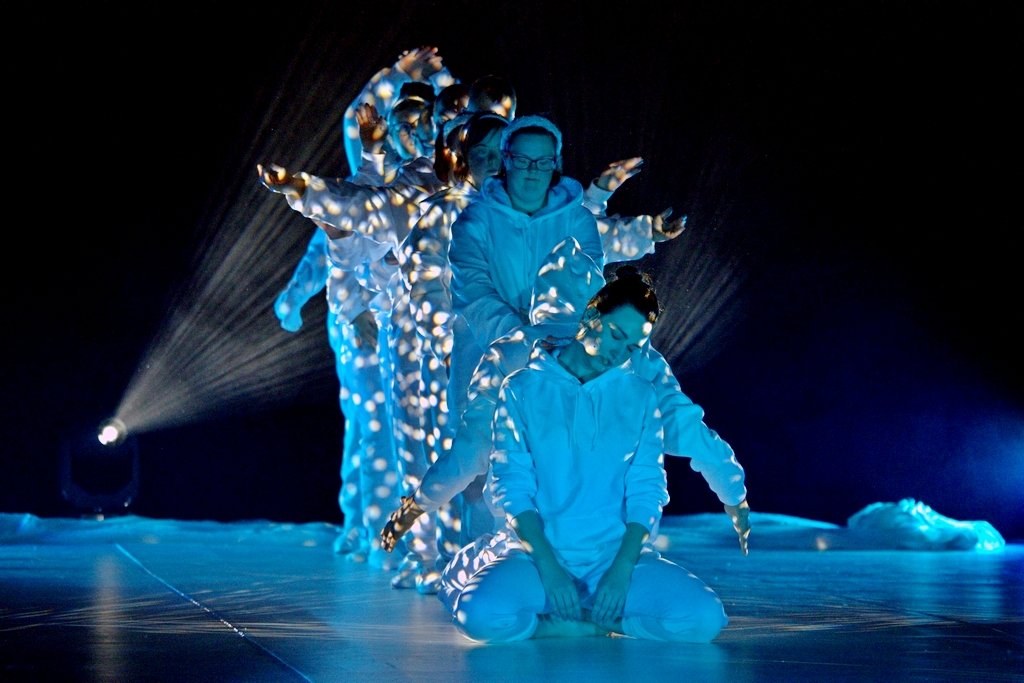 niezwyky-spektakl-i-koncert-99372