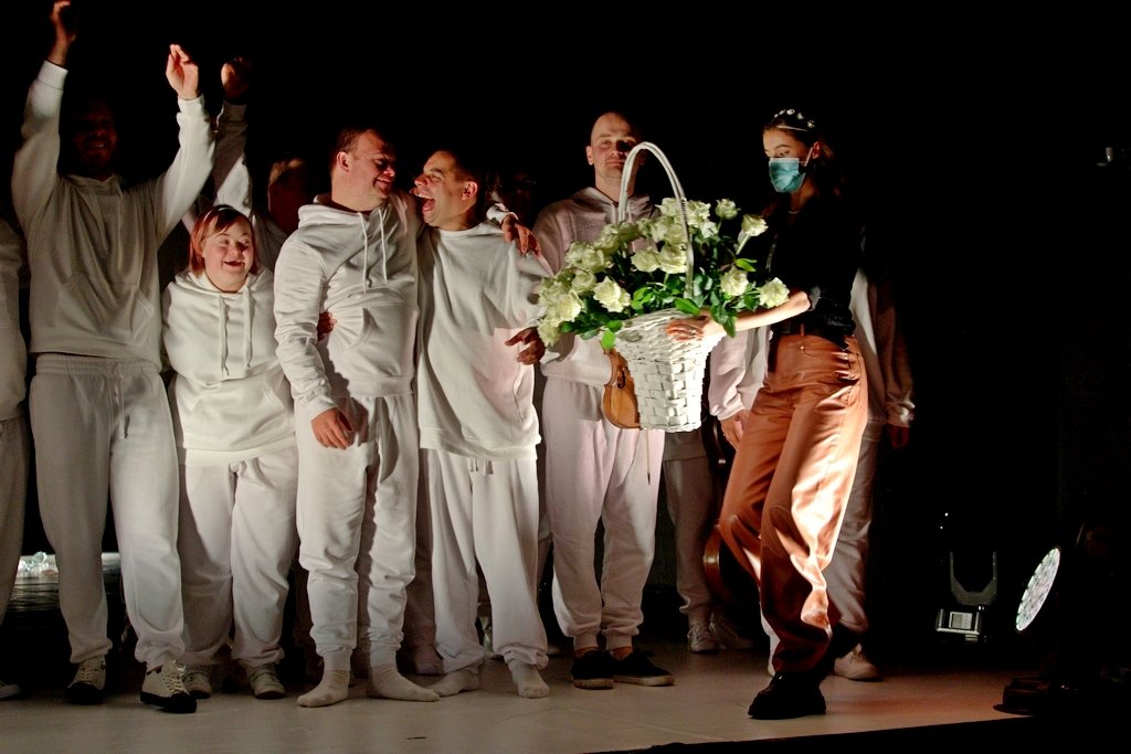 niezwyky-spektakl-i-koncert-99372