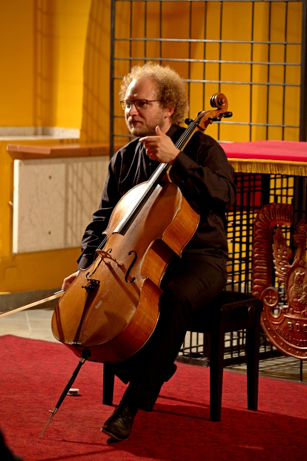 niezwyky-spektakl-i-koncert-99372