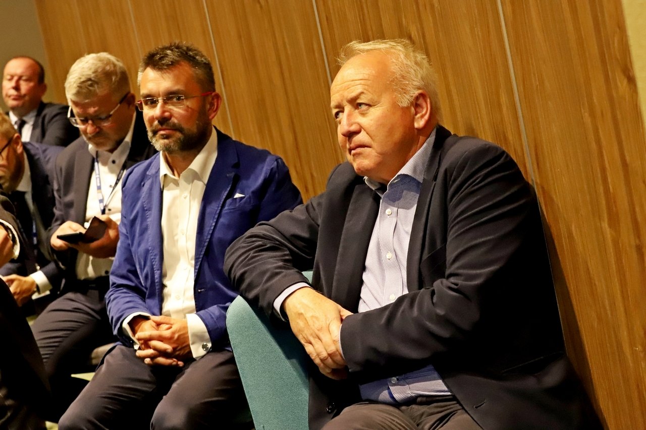 z-samorzadowcami-o-projektach-99480