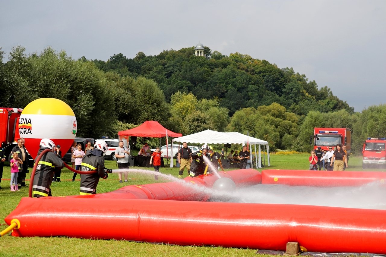 strazacka-pika-wodna-dla-osp-janowice-wielkie-99613