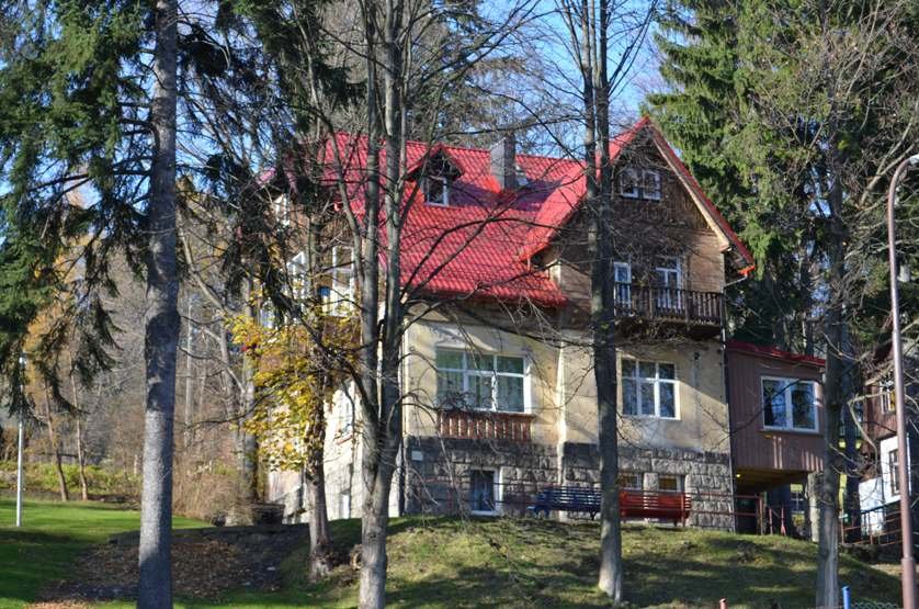 dom-wczasow-dzieciecych-wkrotce-na-sprzedaz-99687
