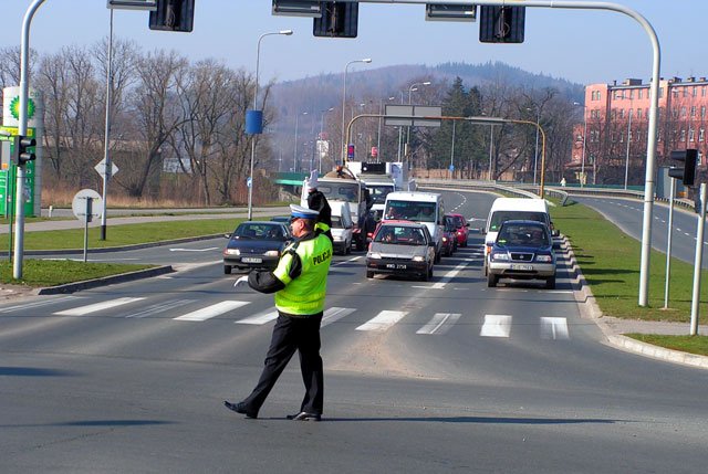 policja-zamiast-swiate-997