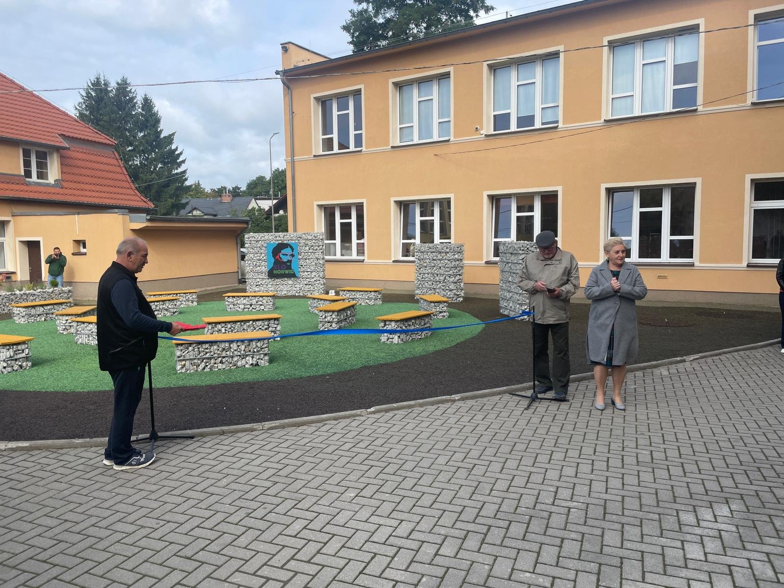 rozpoczeli-obchody-200-urodzin-norwida-99865