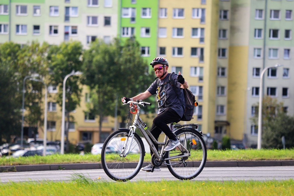 na-rowerach-podziekowali-mai-woszczowskiej-99899
