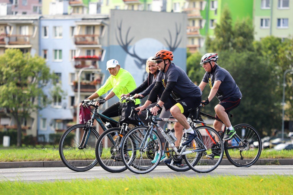 na-rowerach-podziekowali-mai-woszczowskiej-99899