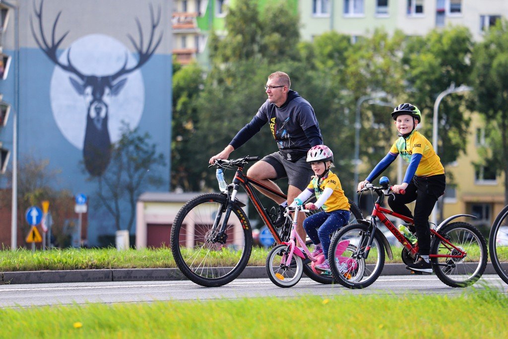 na-rowerach-podziekowali-mai-woszczowskiej-99899