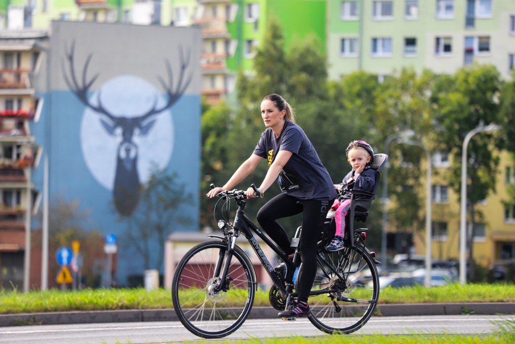 na-rowerach-podziekowali-mai-woszczowskiej-99899