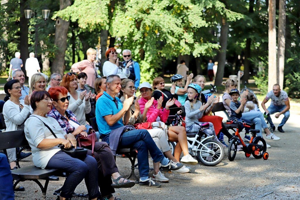 klimatyczny-koncert-w-parku-zdrojowym-99959