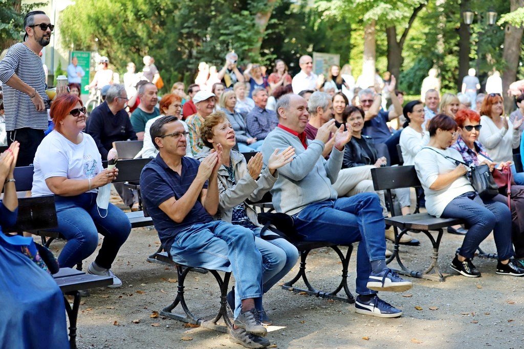 klimatyczny-koncert-w-parku-zdrojowym-99959