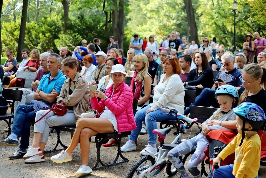 klimatyczny-koncert-w-parku-zdrojowym-99959