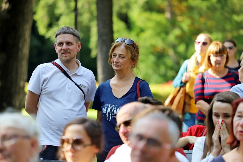 klimatyczny-koncert-w-parku-zdrojowym-99959
