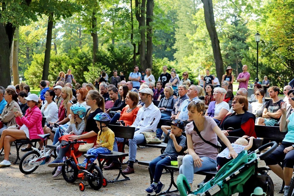 klimatyczny-koncert-w-parku-zdrojowym-99959